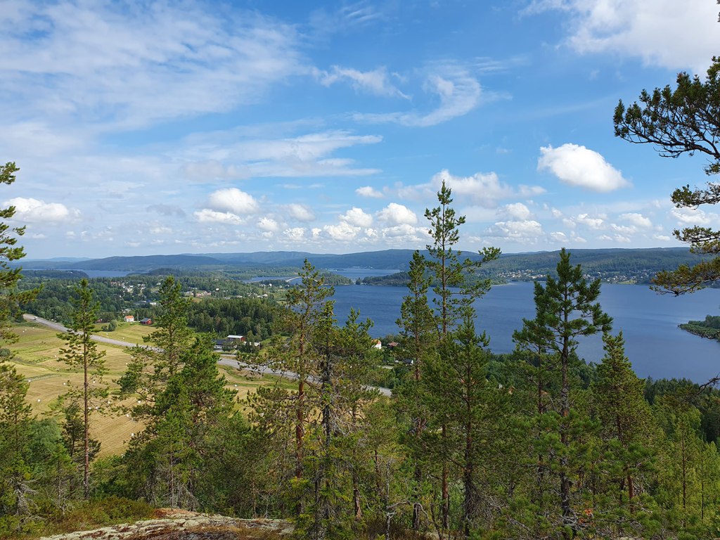 Utsikt mot Sandöbron och Klockestrand.